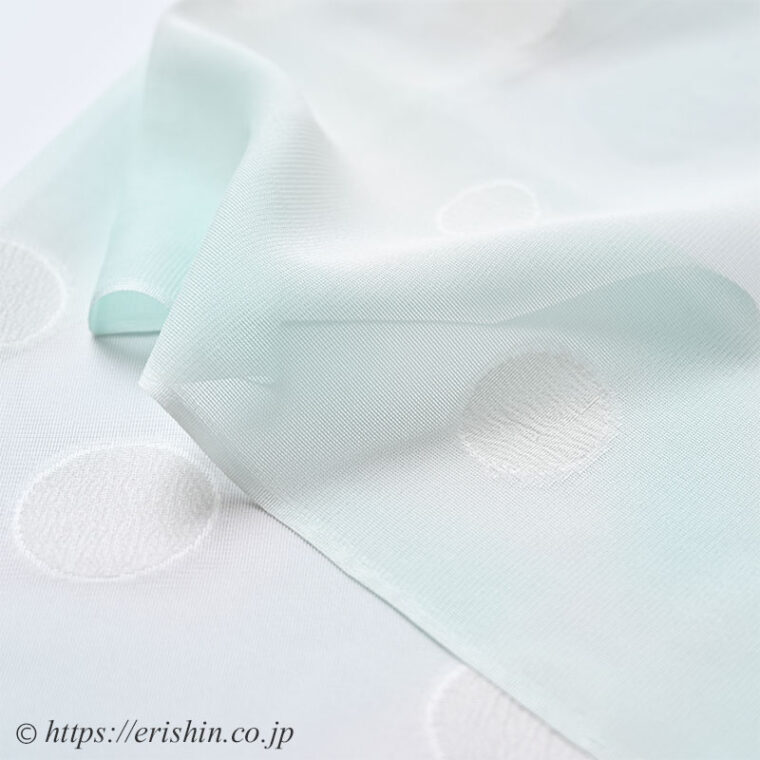 帯揚げ（水玉縫い取り暈し/青磁色・紗） [夏・単衣向]