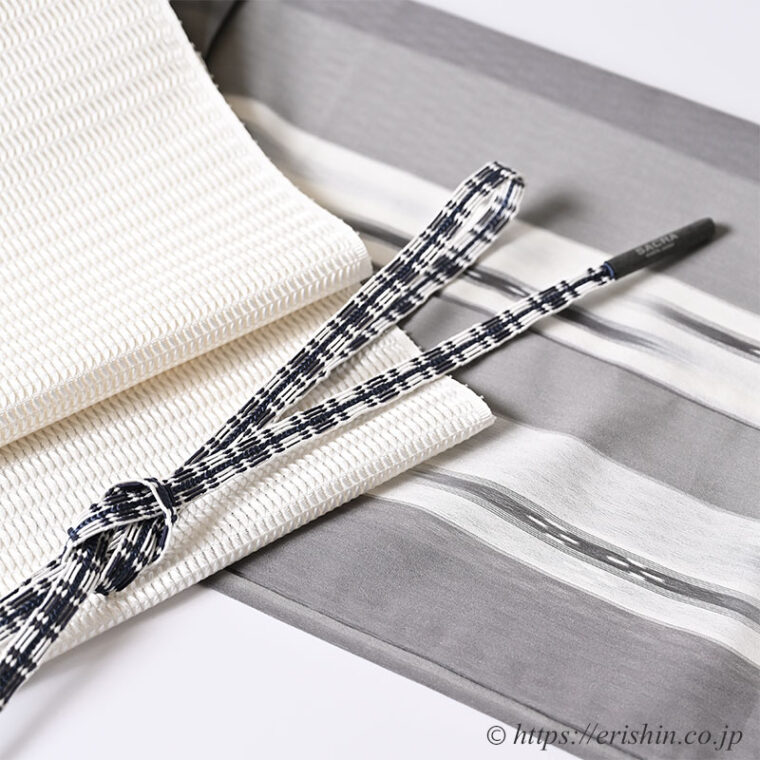 旬のお勧めコーディネート「白縞が映える明石縮をワントーンで」