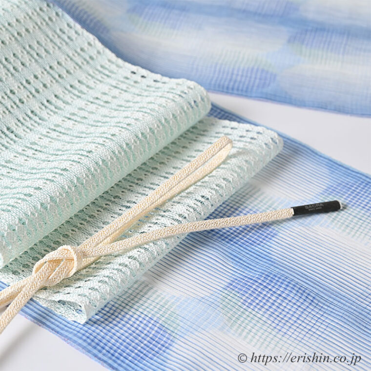 旬のお勧めコーディネート「円奏暈しの小千谷縮に変わり羅の帯を」