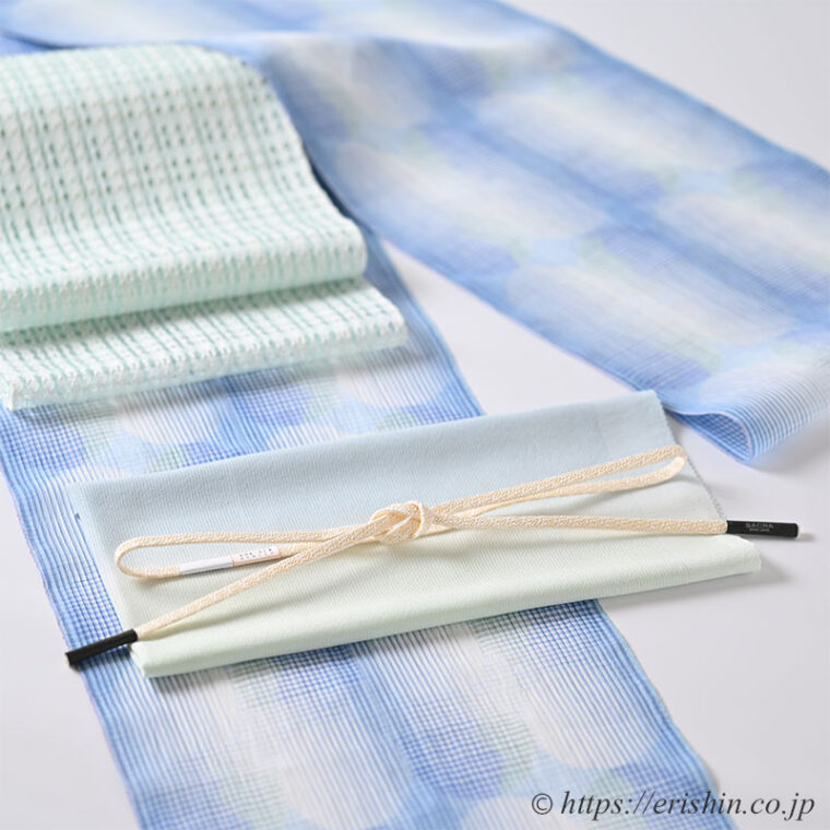 旬のお勧めコーディネート「円奏暈しの小千谷縮に変わり羅の帯を」