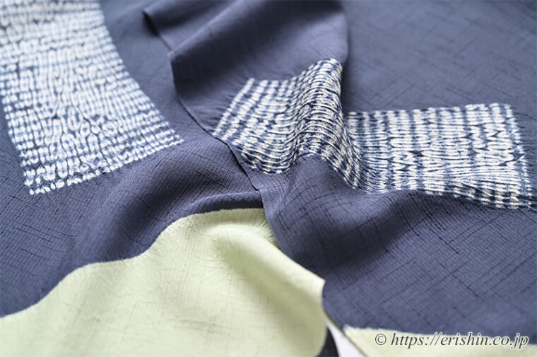 帯揚げ（絞りの四角/鉄御納戸色に薄柳色・紬地） ※特別価格