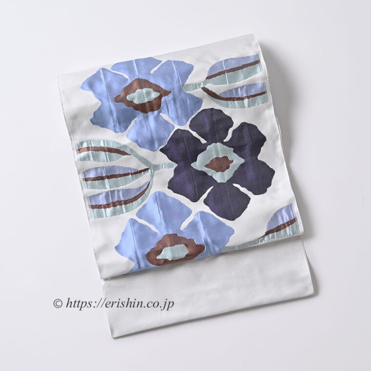 洛風林　九寸織名古屋帯（フロリチカ/月白色）