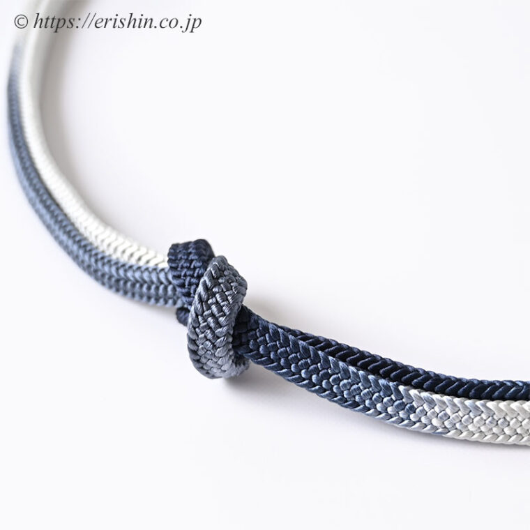 帯締め　平唐組（月白色に藍鉄色の暈し）「着物と帯・呉服えり新」