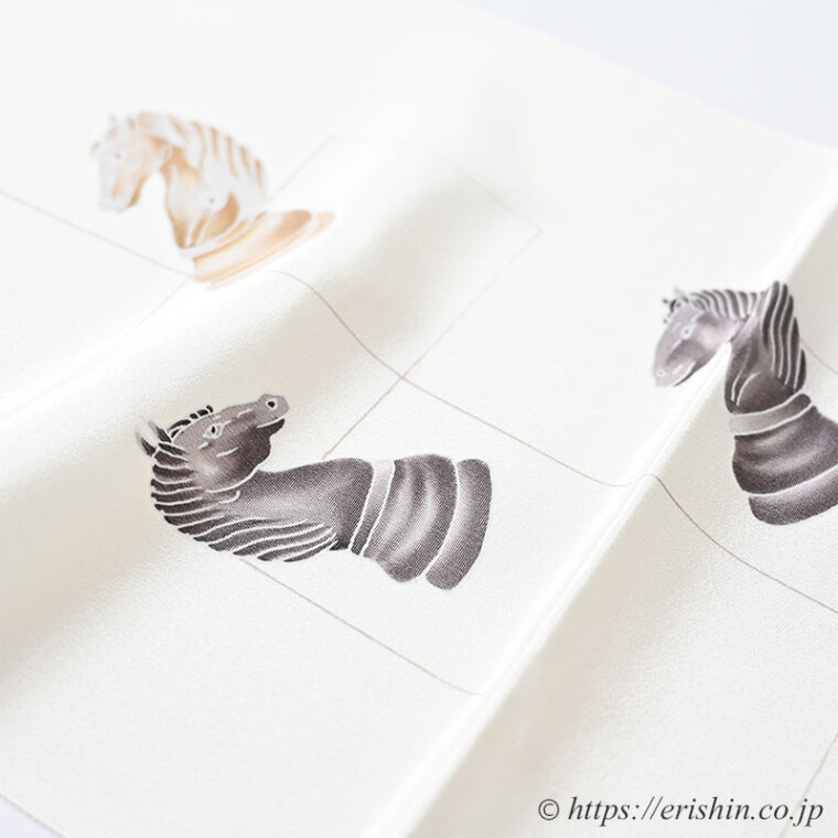 帯揚げ（チェスのナイト/淡黄蘗色）「着物と帯・呉服えり新」