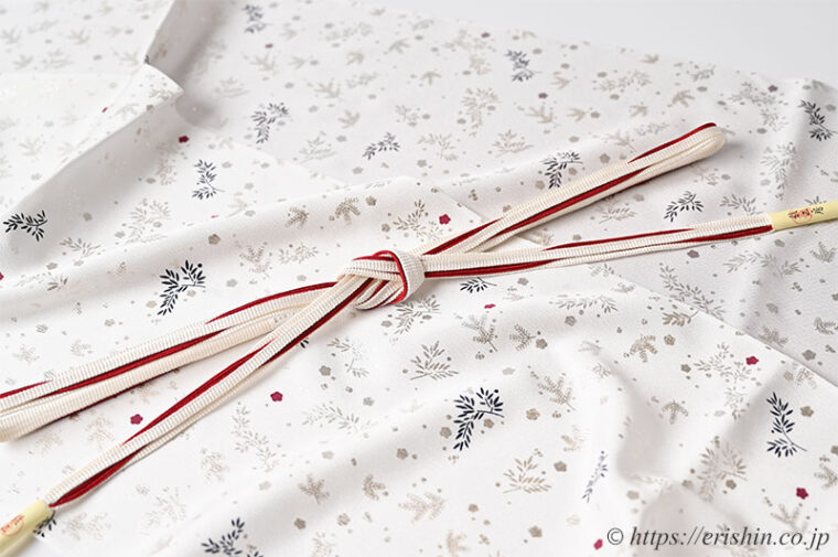 帯揚げ（松竹梅の銀散らし）に2種の帯締め「着物と帯・呉服えり新」