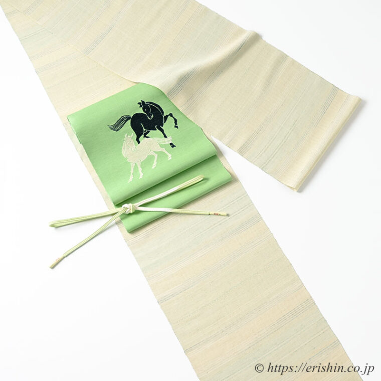 旬のお勧めコーディネート「下井紬に夢訪庵の馬の帯　-佳き年を駆け抜ける-」