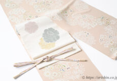 旬のお勧めコーディネート「ドレスアップ小紋でディナーに」小紋（百花彩り花丸文）に九寸織名古屋帯（雪輪桜）