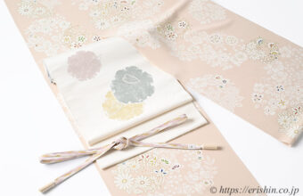 旬のお勧めコーディネート「ドレスアップ小紋でディナーに」小紋（百花彩り花丸文）に九寸織名古屋帯（雪輪桜）