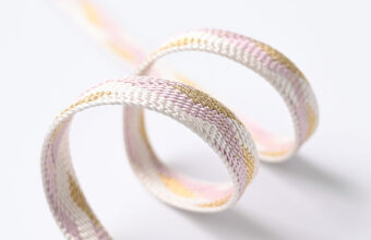 帯締め　綾竹武田組（変わり桧垣/白、金、御所染）　中村正「着物と帯・呉服えり新」