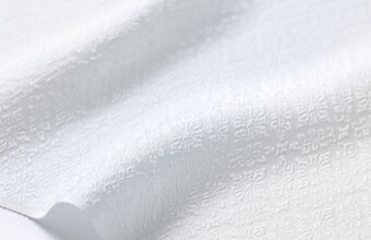 帯揚げ（小葵菱文/白に白藍色の濃淡暈し段）「着物と帯・呉服えり新」