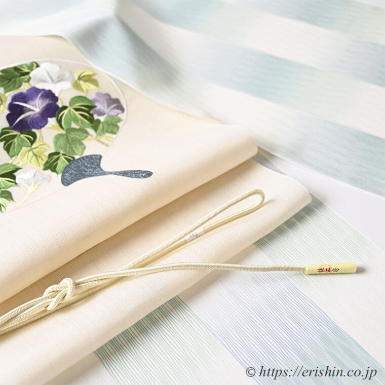 旬のお勧めコーディネート「明石縮「涼」に団扇に朝顔の刺繍帯」