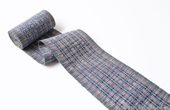 首里道屯織半幅帯（熨斗目花色に赤の縞）「着物と帯・呉服えり新」