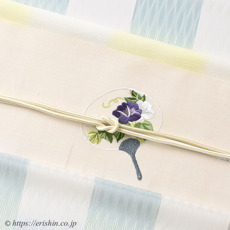 旬のお勧めコーディネート「明石縮「涼」に団扇に朝顔の刺繍帯」
