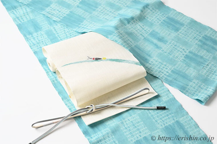 旬のお勧めコーディネート「片貝絞りに蛍の麻八寸名古屋帯」