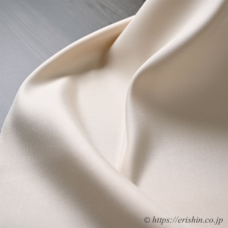 勝山健史　綺芙織「着物と帯・呉服えり新」